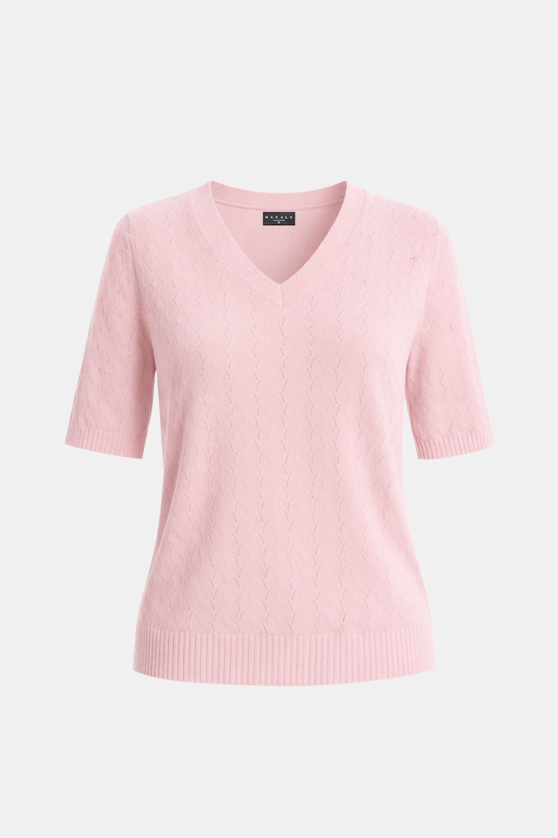 R&oacute;żowy sweter damski z ażurowej dzianiny