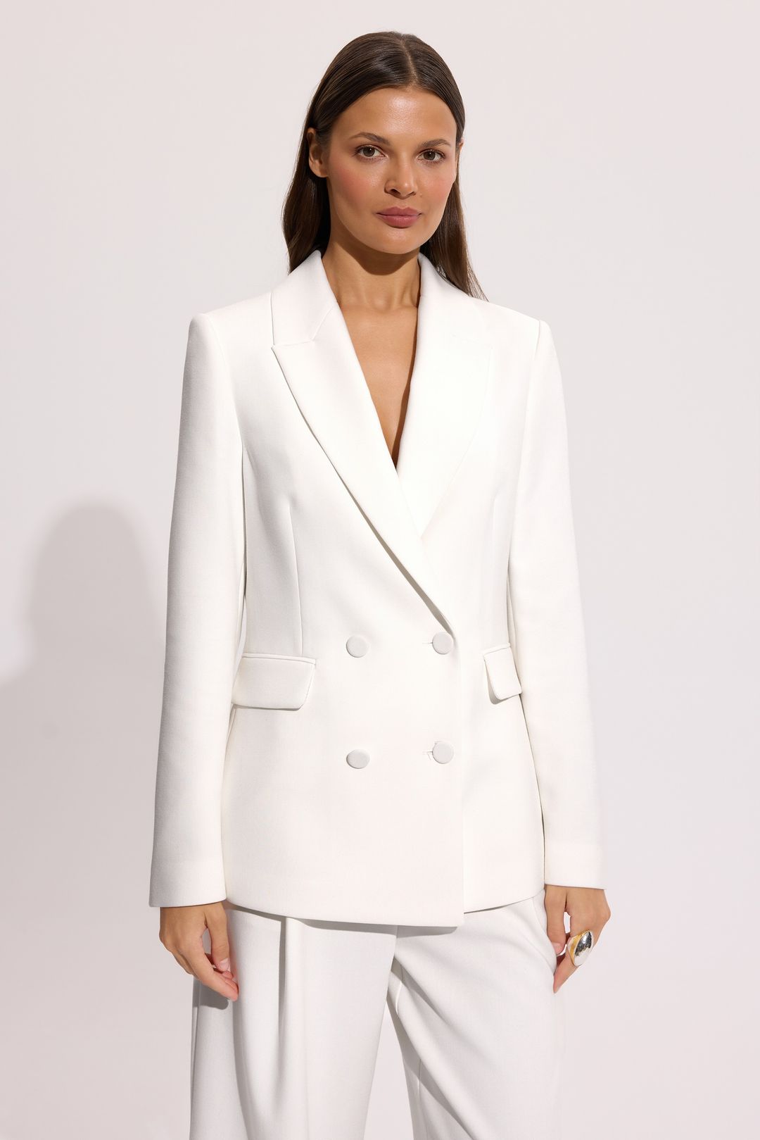 Żakiet damski ecru elegancki – kolekcja Exclusive