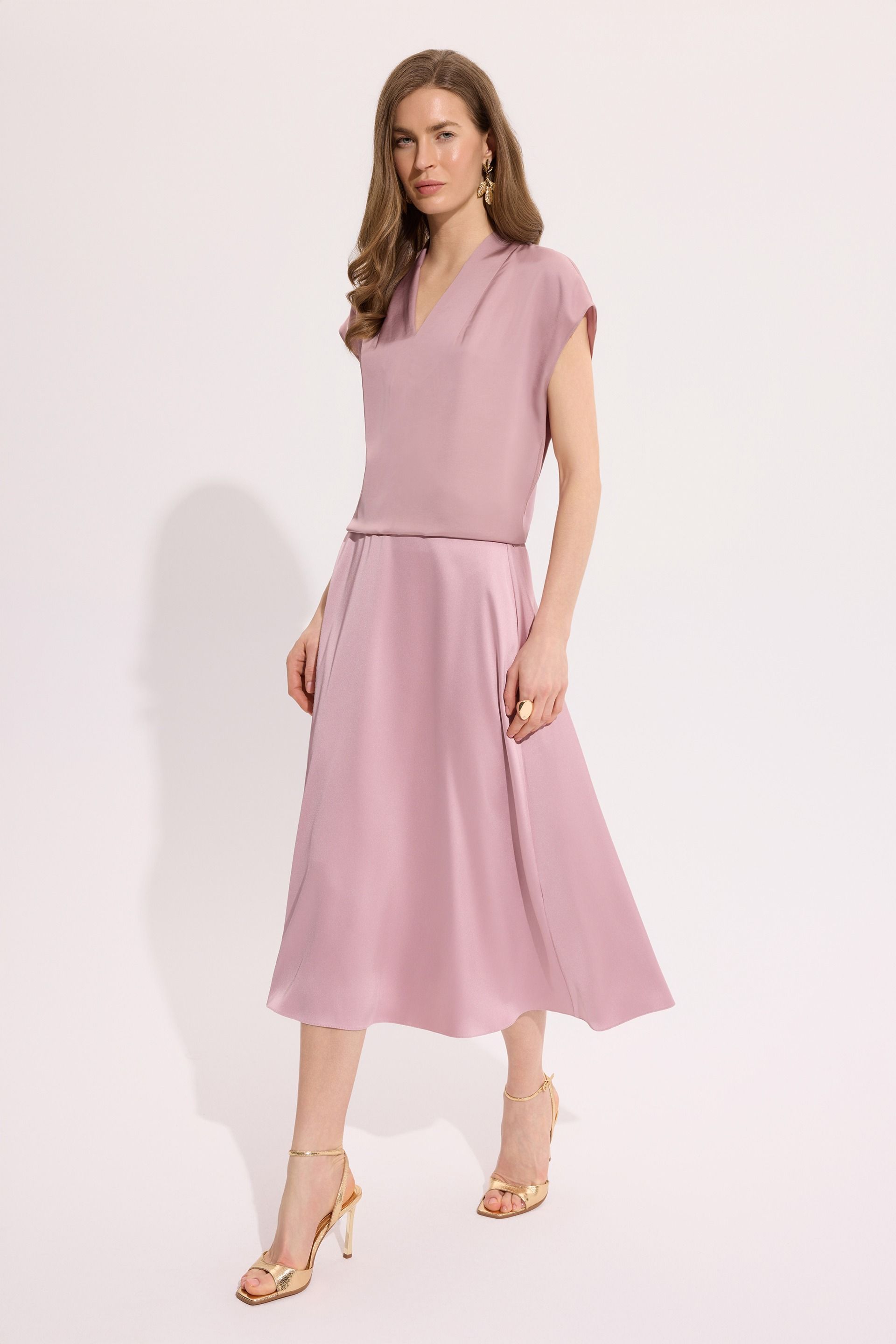 Spódnica midi pudrowy róż elegancka