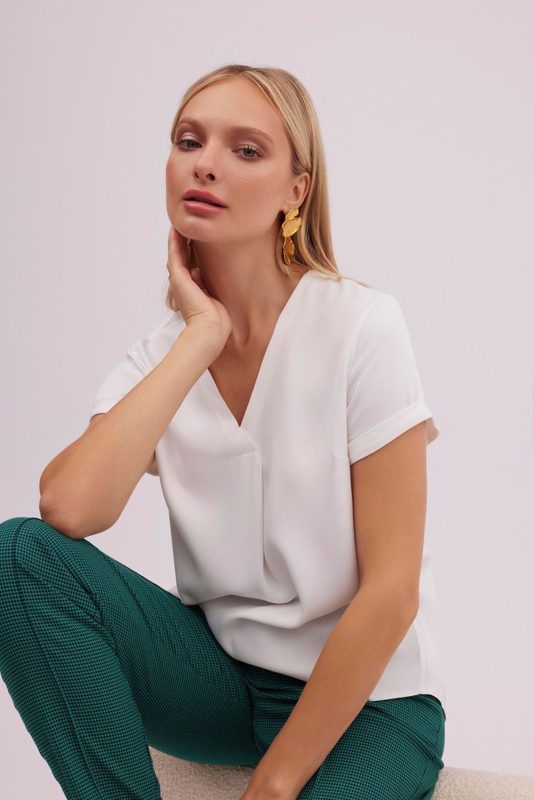 Elegancka bluzka w kolorze ecru Makalu