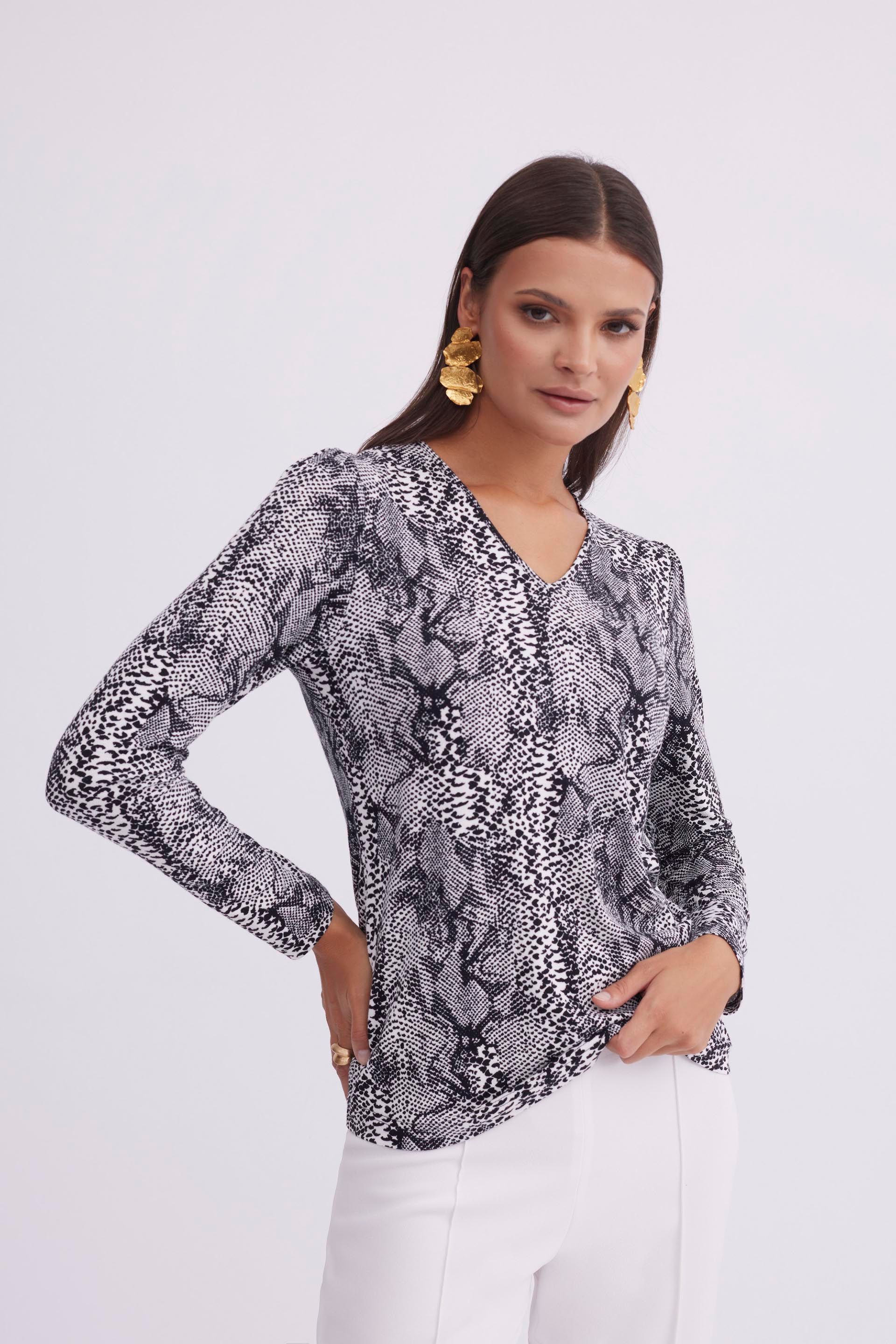 Dzianinowa bluzka w zwierzęcy wzór Makalu