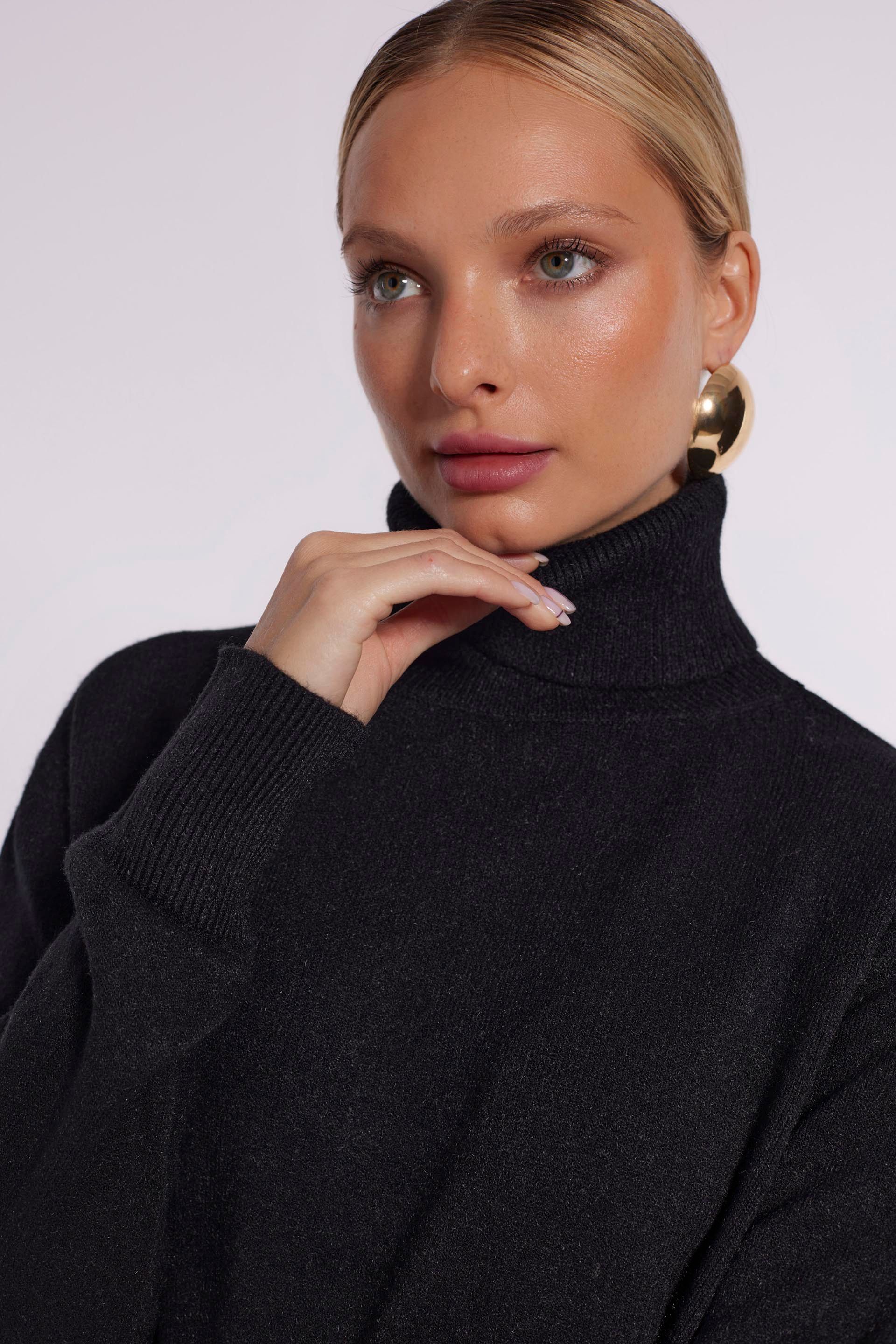 Dzianinowy sweter z golfem Makalu