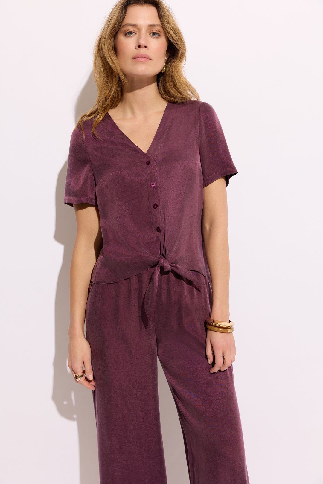 Bordowa bluzka z lyocellem – bluzka wiązana damska