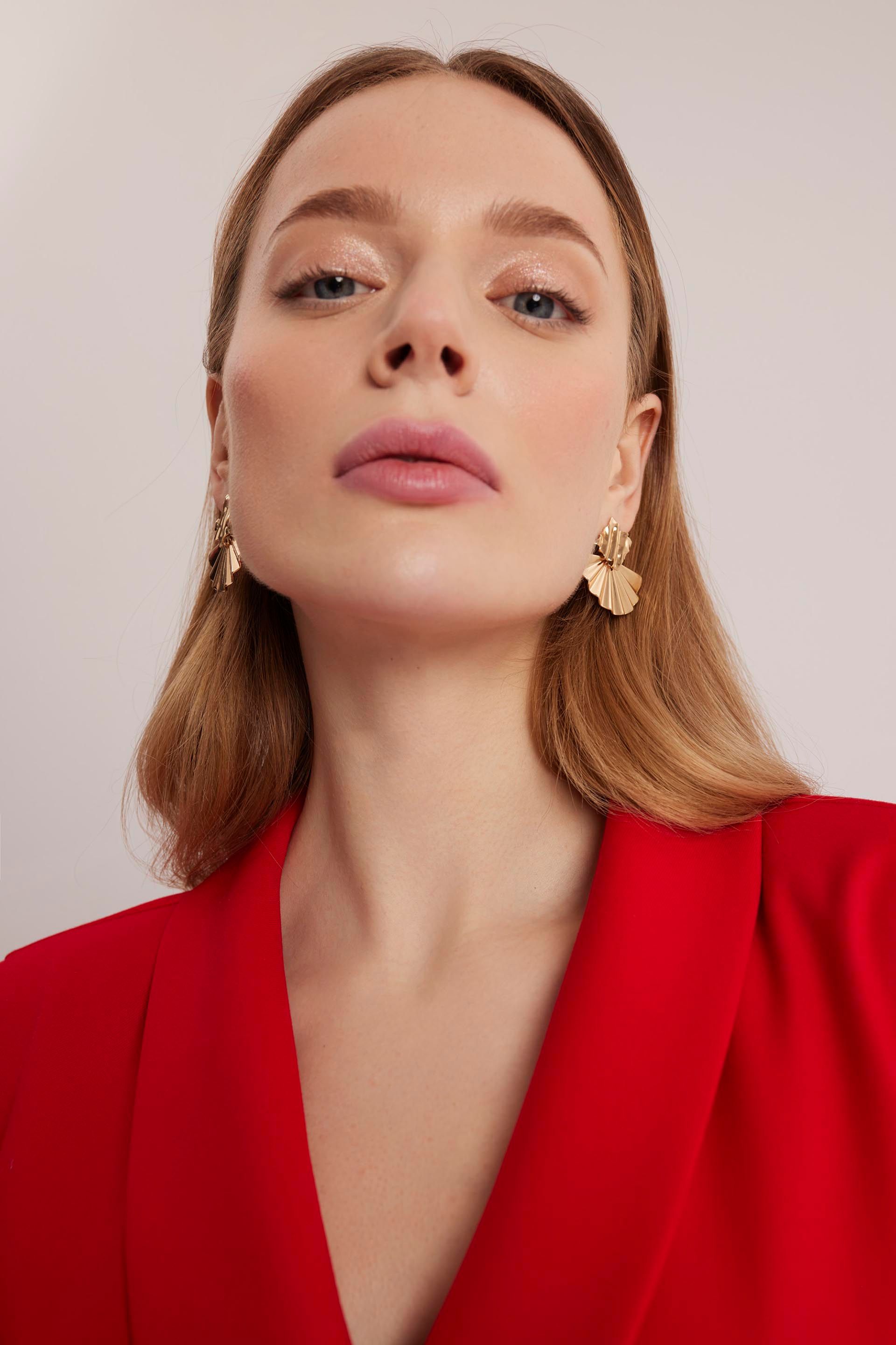 Elegancka czerwona sukienka Makalu