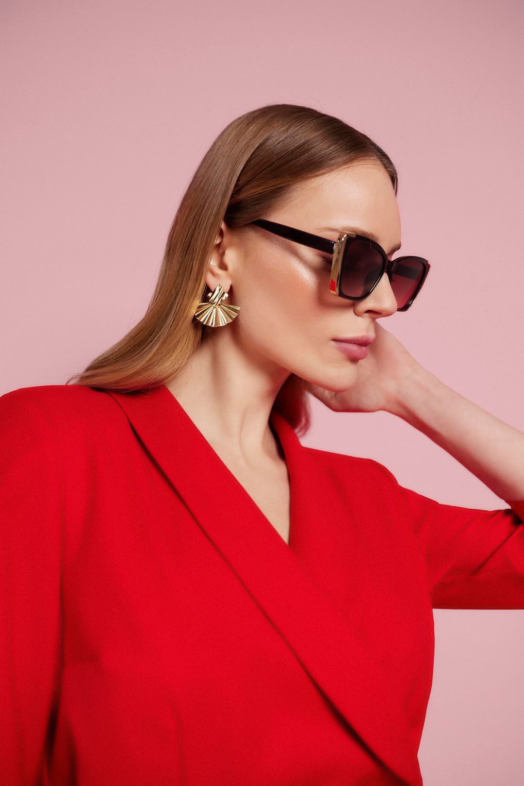 Elegancka czerwona sukienka Makalu