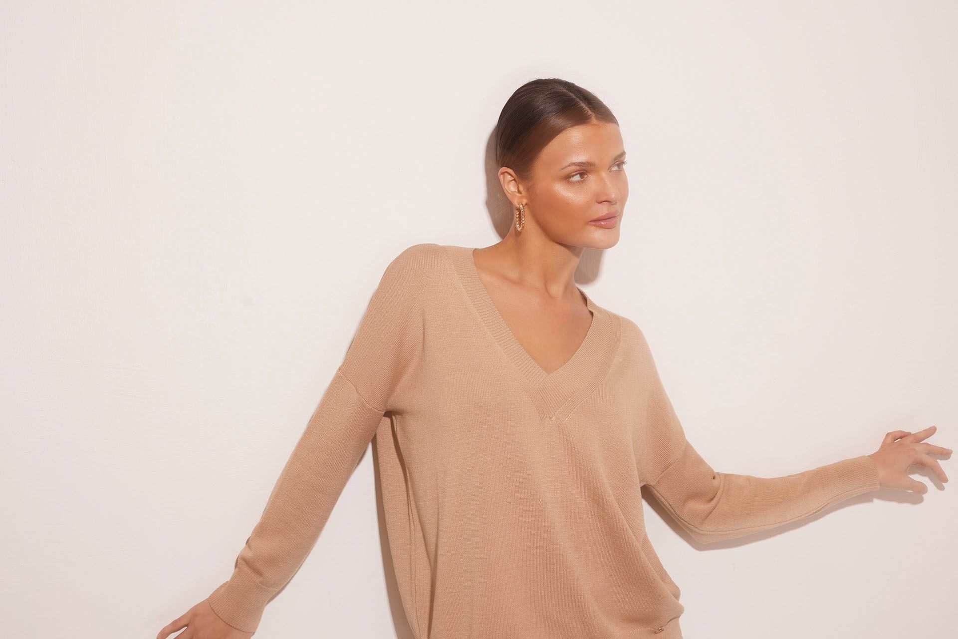 Dzianinowy beżowy sweter Makalu