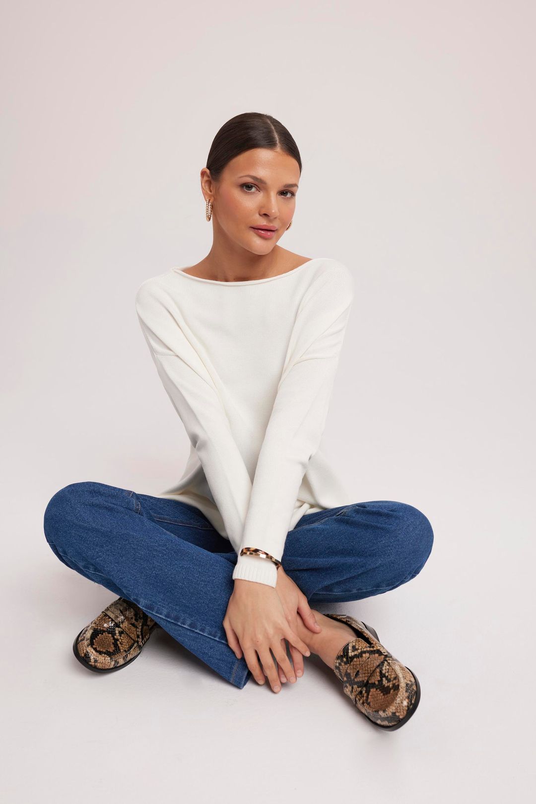 Dzianinowy sweter w kolorze ecru Makalu