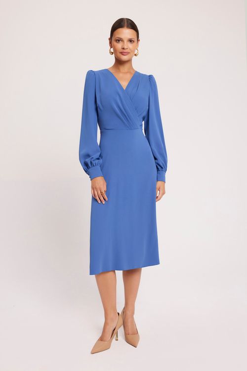 Elegancka niebieska sukienka