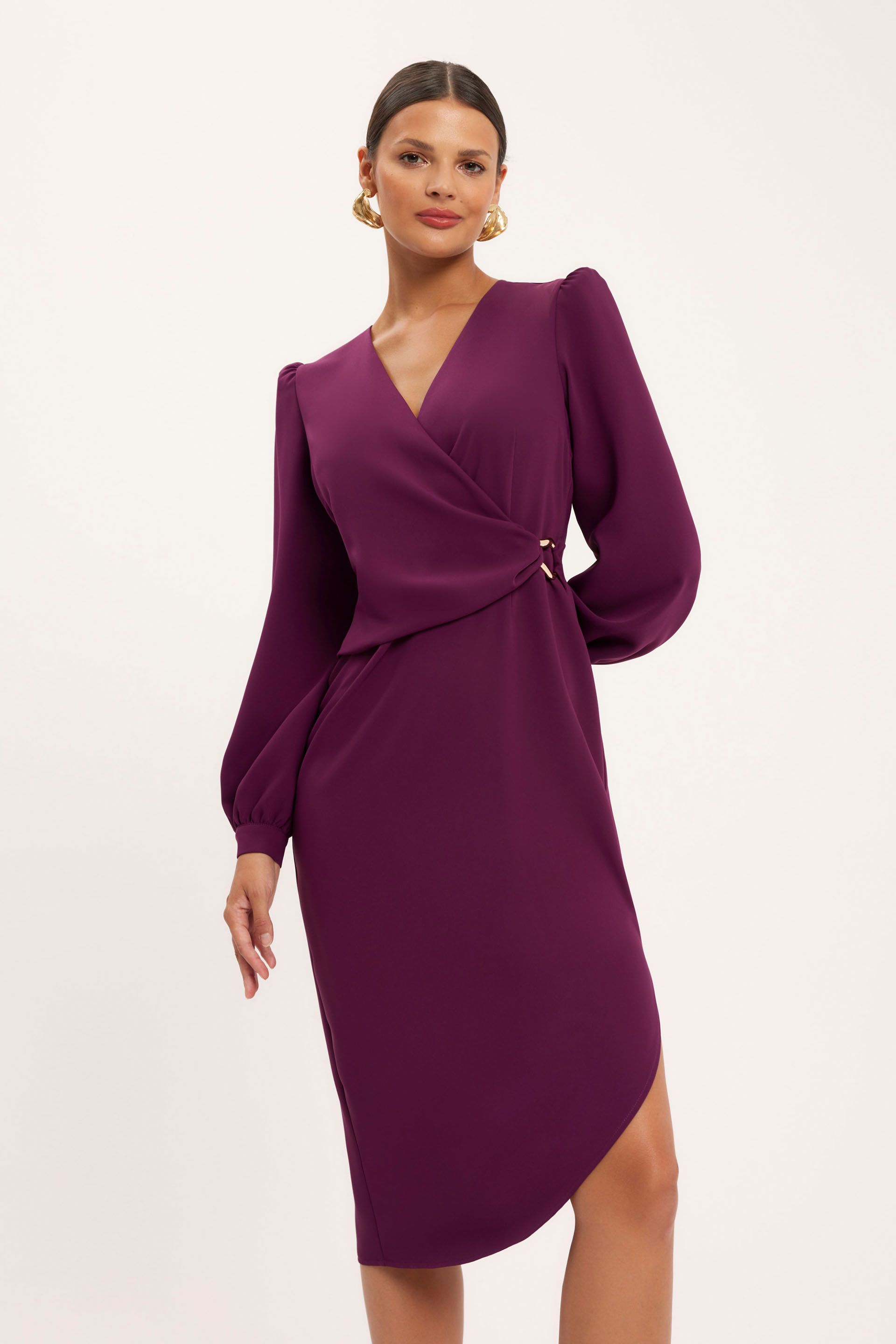 Elegancka sukienka w burgundowym kolorze Makalu