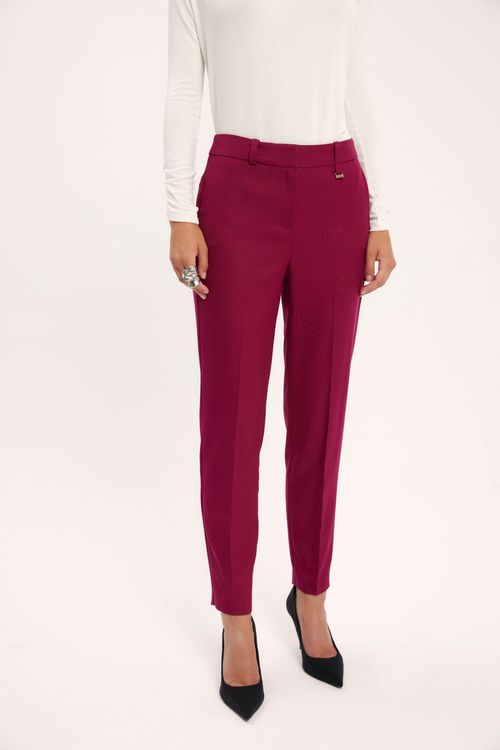 Burgundowe eleganckie spodnie