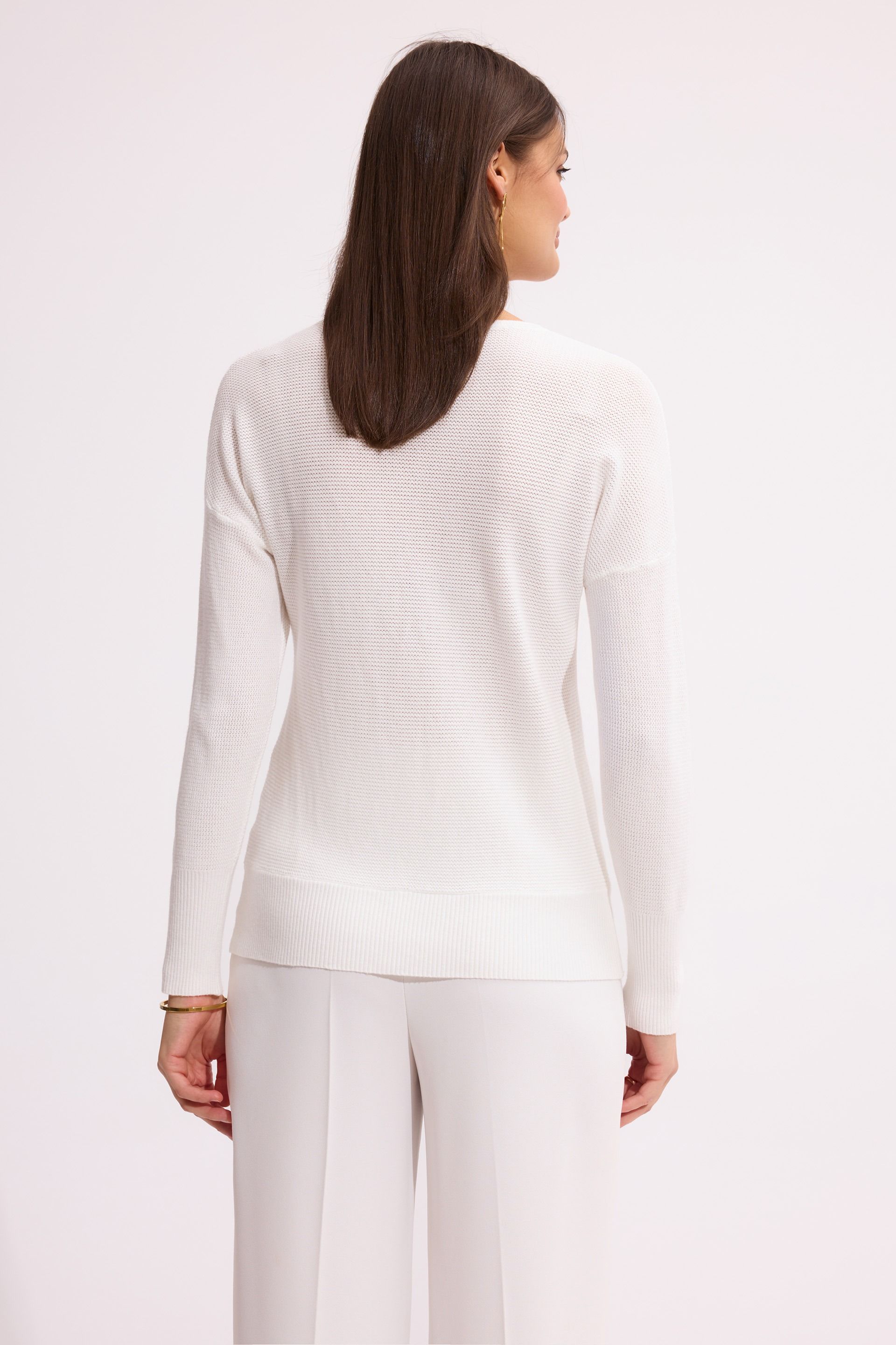 Dzianinowy sweter w kolorze ecru