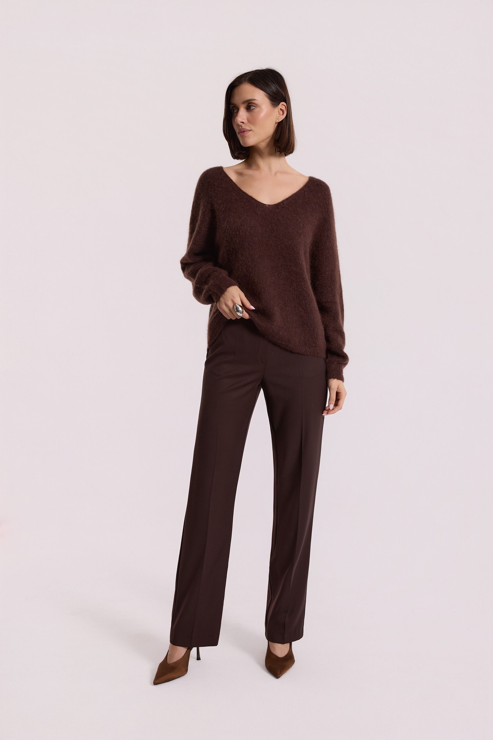 Moherowy sweter z domieszką wełny merino w brązowym kolorze | Makalu