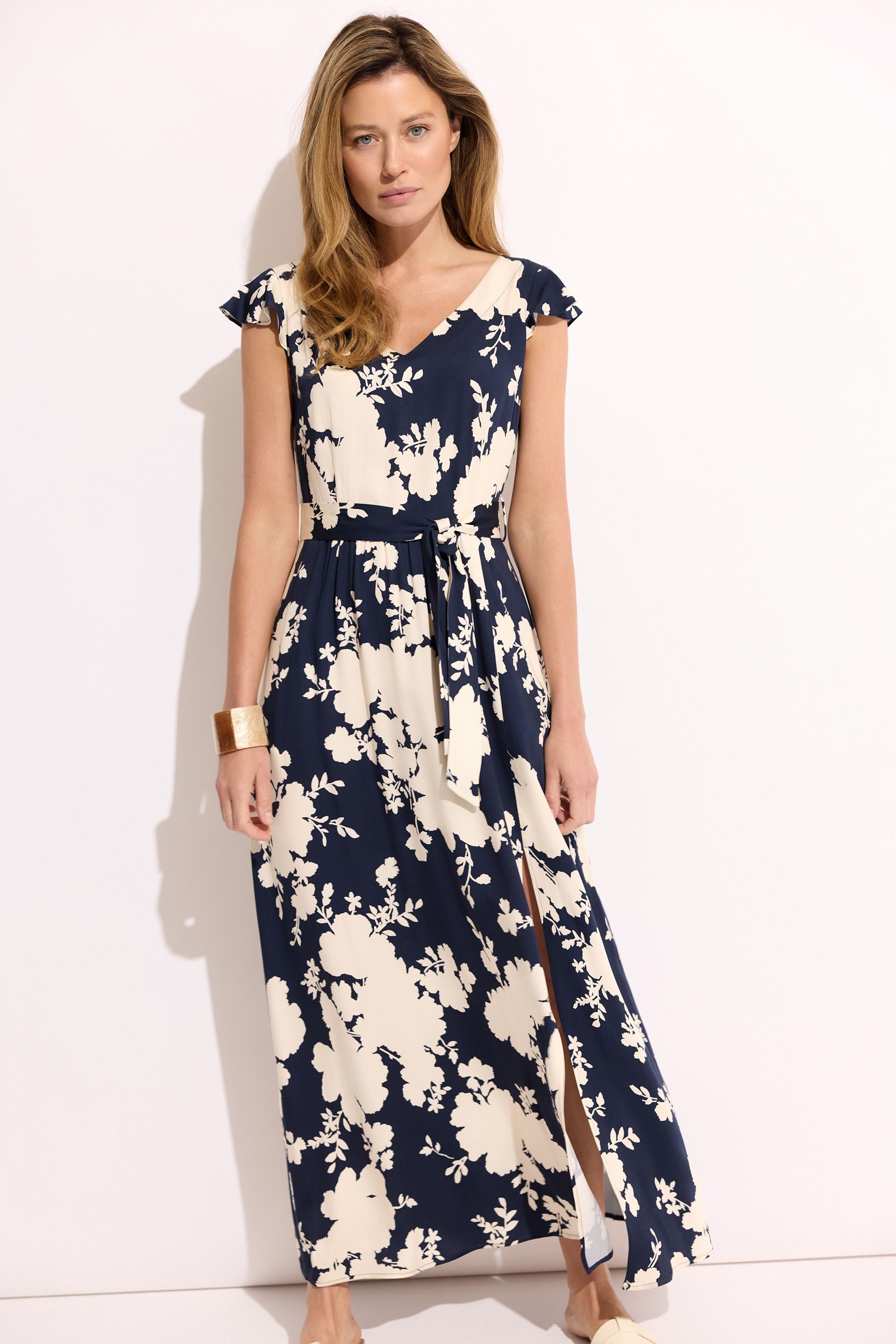 Granatowo-ecru sukienka maxi w print – damska sukienka