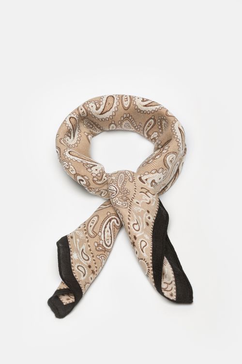 Brązowa apaszka we wzór paisley