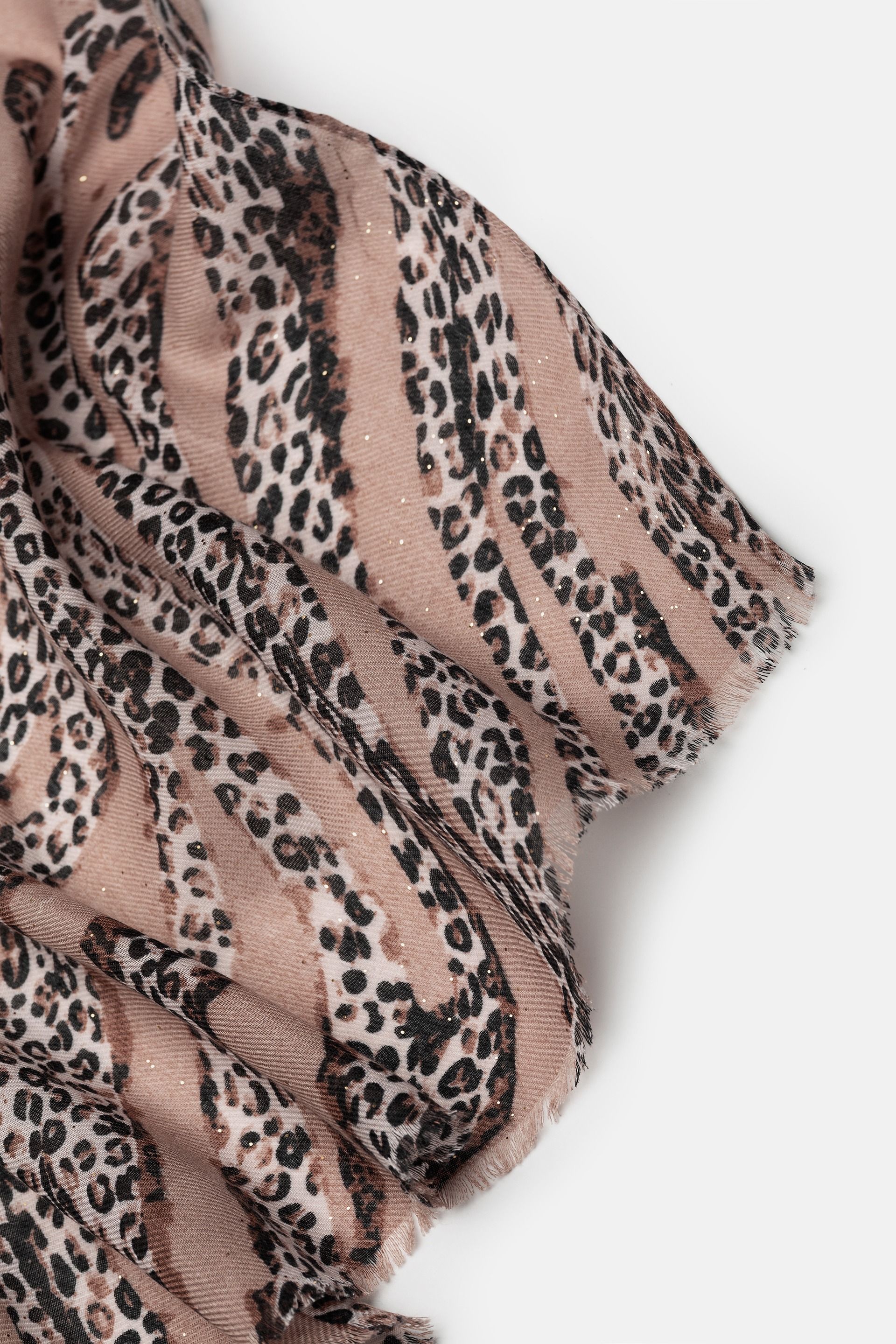 Brązowy szal damski animal print wiskoza bawełna | Makalu