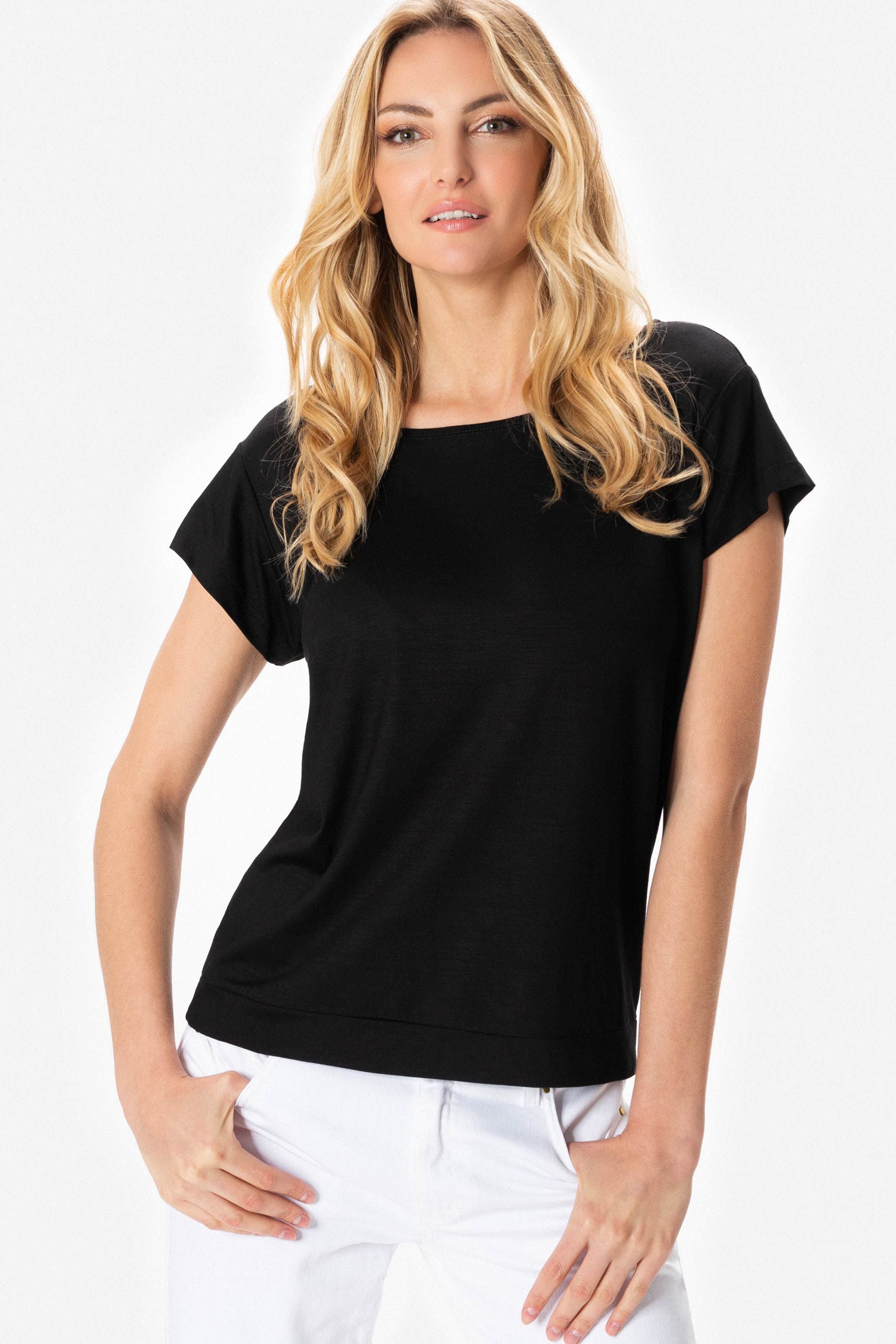 Dzianinowy t-shirt w czarnym kolorze Makalu