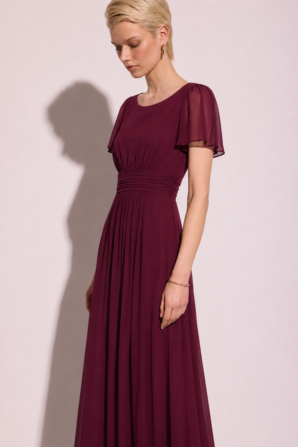 Burgundowa sukienka maxi z podkreśloną talią | Elegancka sukienka damska