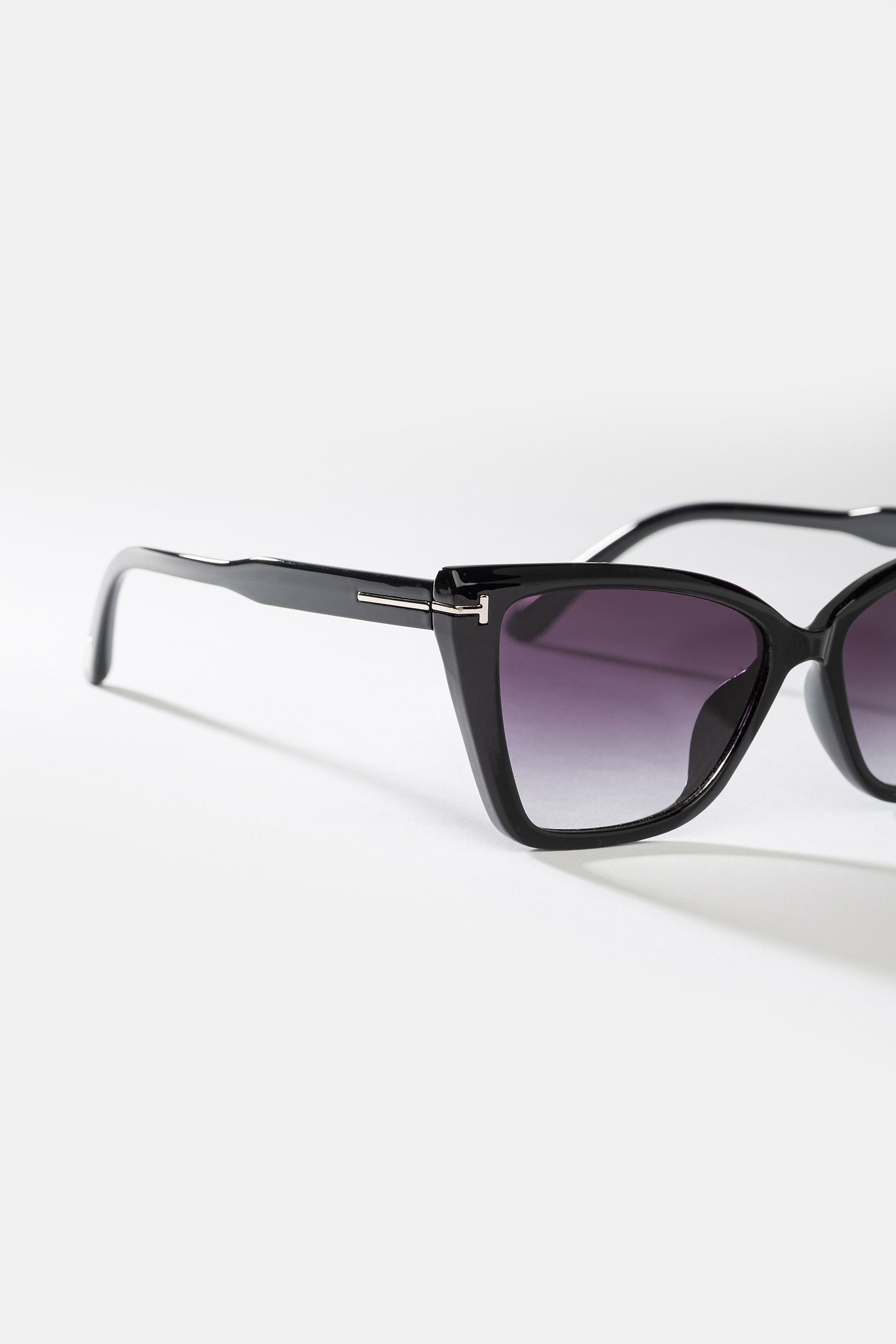 Okulary przeciwsłoneczne damskie czarne UV400
