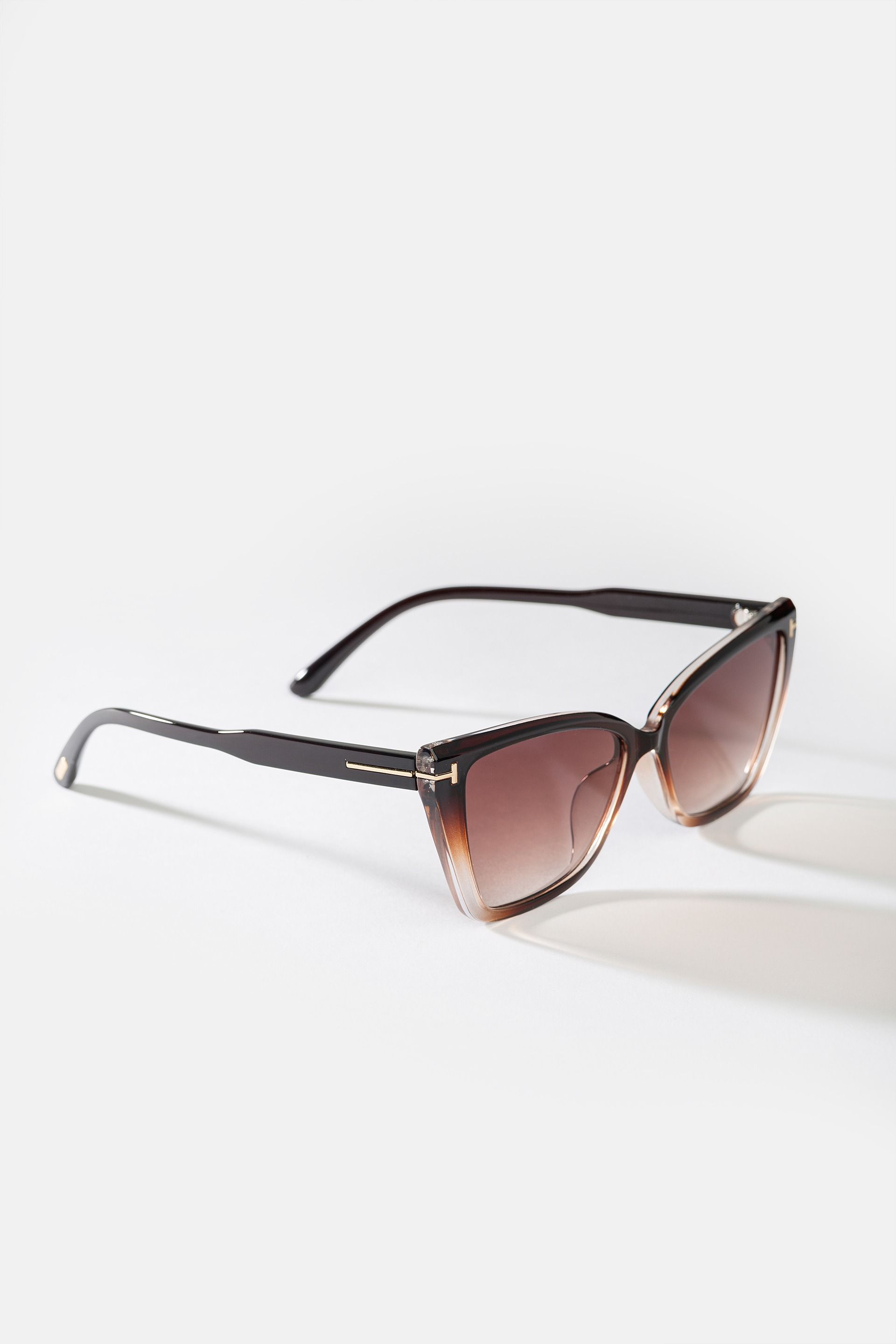Brązowe okulary przeciwsłoneczne damskie UV400