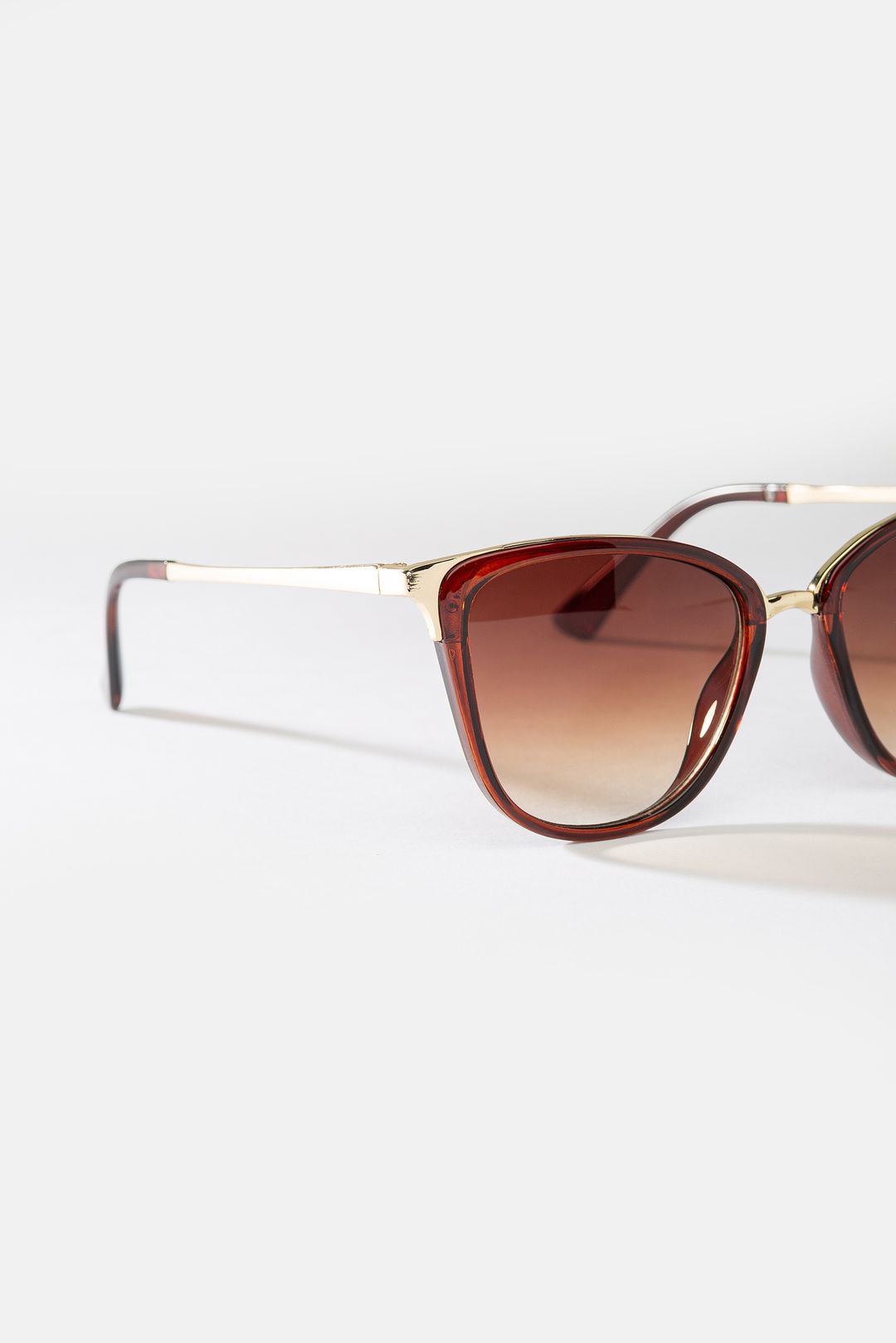 Brązowe okulary przeciwsłoneczne damskie UV400 transparentne