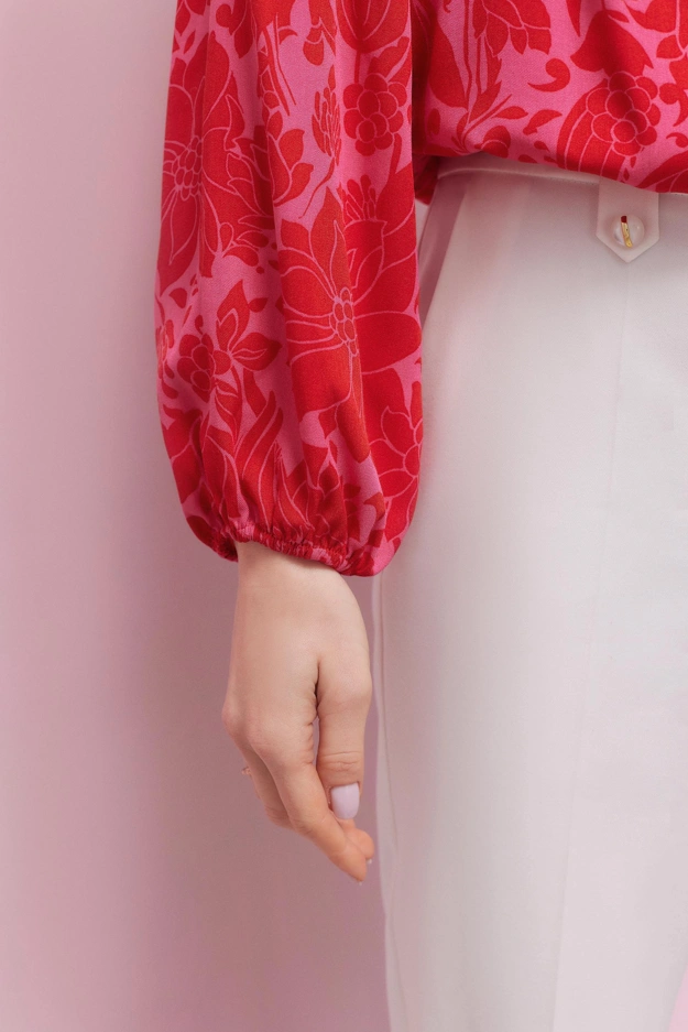 Różowa bluzka we wzory Makalu