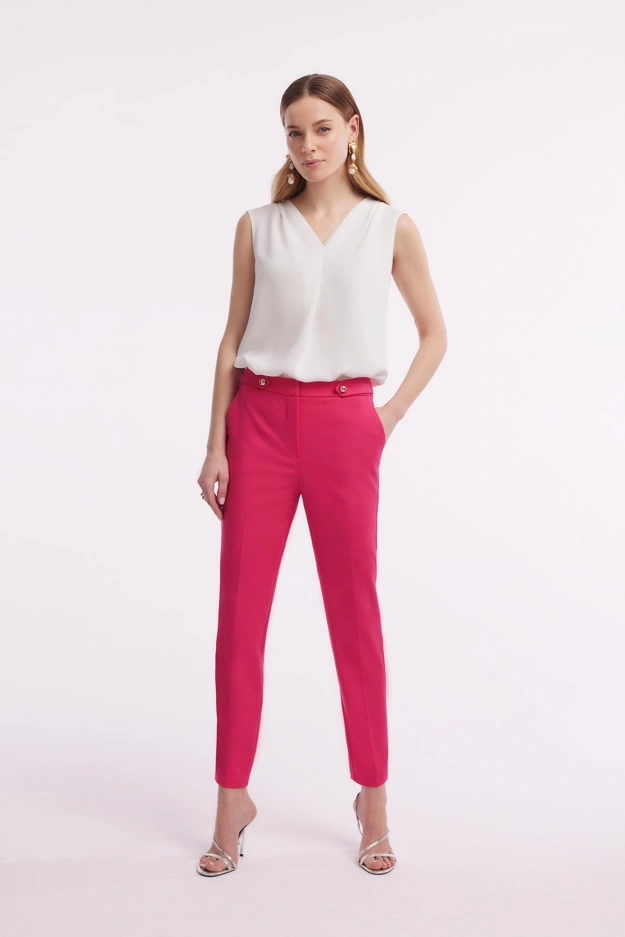 Różowe eleganckie spodnie Makalu