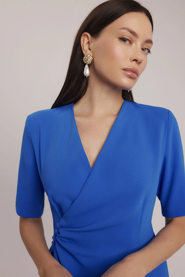 Niebieska sukienka midi Makalu