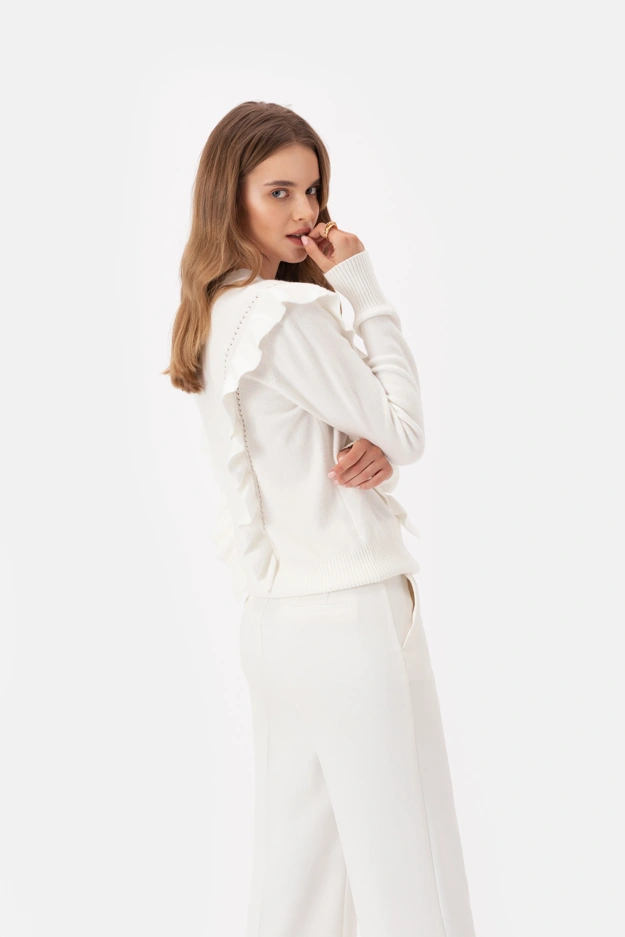 Biały sweter z falbanami Makalu