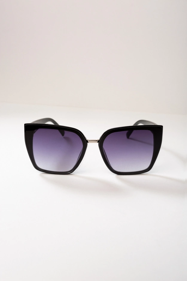Klasyczne okulary przeciwsłoneczne ze srebrnymi elementami Makalu