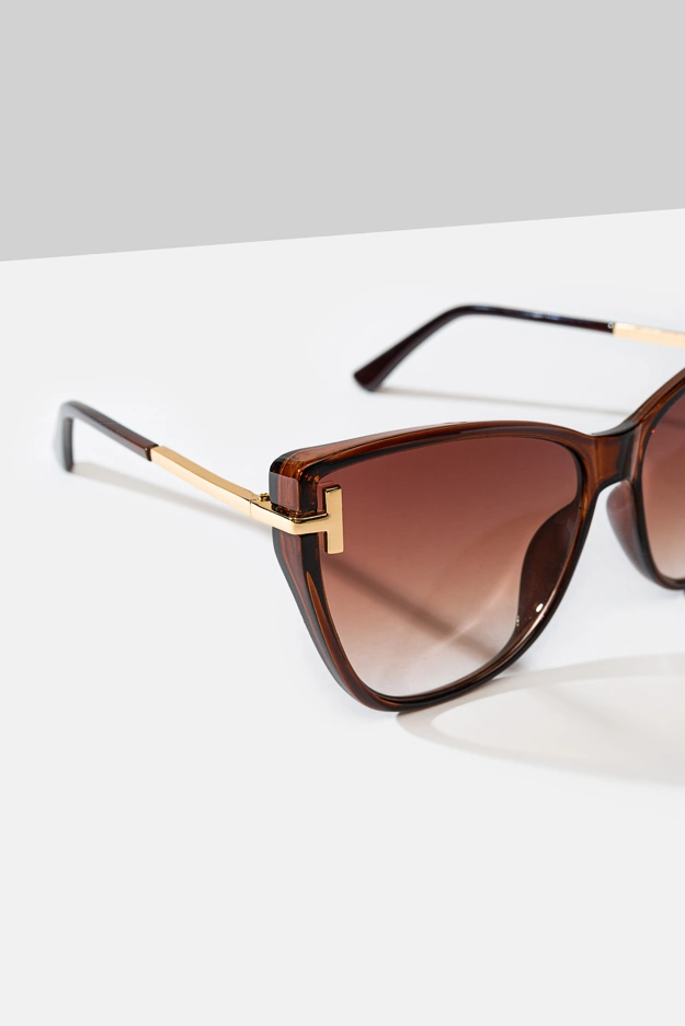 Klasyczne okulary przeciwsłoneczne w brązowym kolorze Makalu