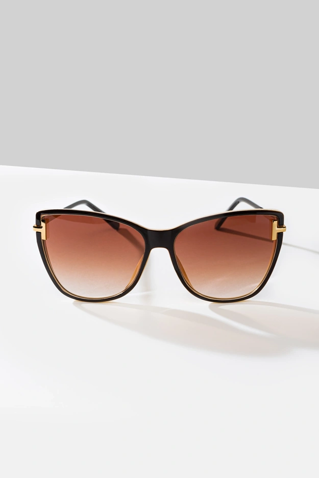 Klasyczne okulary przeciwsłoneczne w beżowym kolorze Makalu