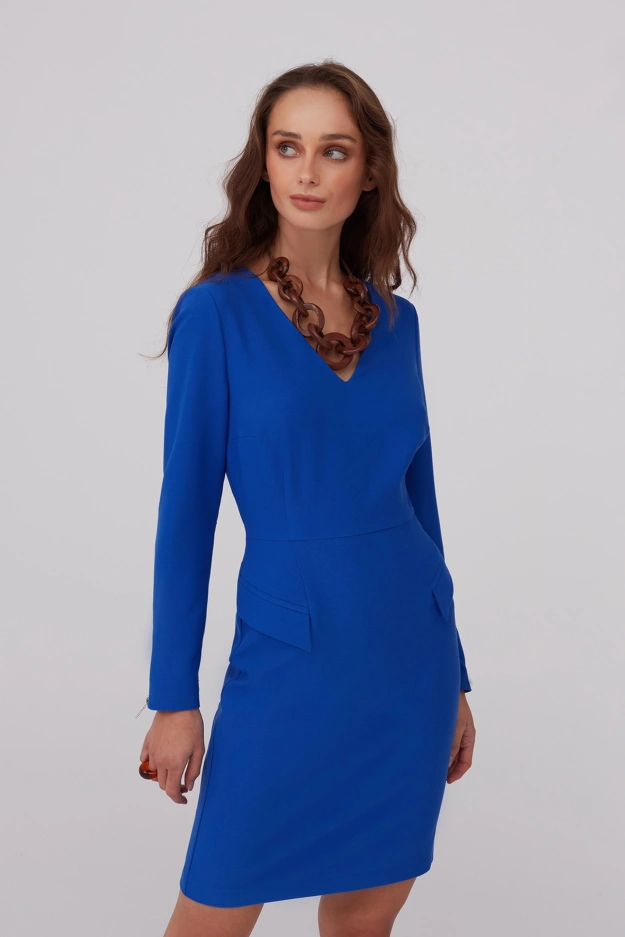 Ołówkowa sukienka w kobaltowym kolorze Makalu